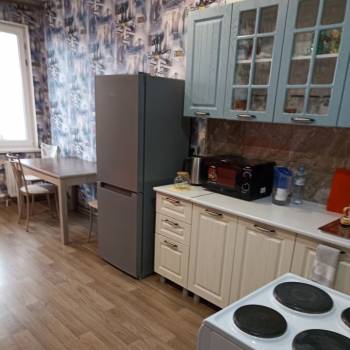 Сдается 1-комнатная квартира, 56,6 м²