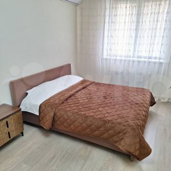 Сдается 1-комнатная квартира, 43 м²