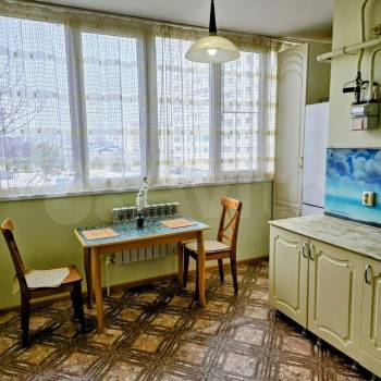 Продается 1-комнатная квартира, 35 м²