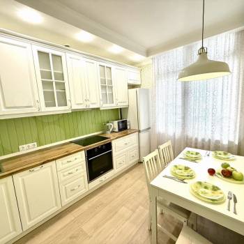 Продается 1-комнатная квартира, 40 м²