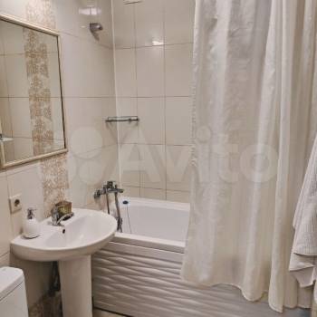 Сдается 1-комнатная квартира, 46 м²