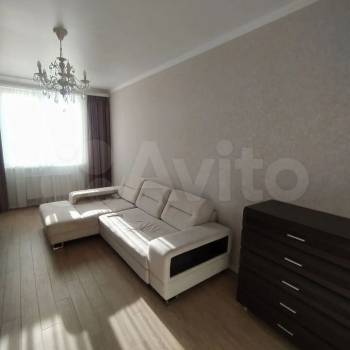Продается 1-комнатная квартира, 44,2 м²