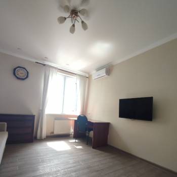 Сдается 2-х комнатная квартира, 65 м²