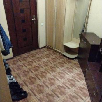 Продается 1-комнатная квартира, 60 м²