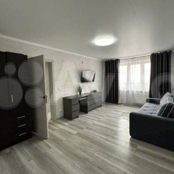 Сдается 1-комнатная квартира, 37,9 м²