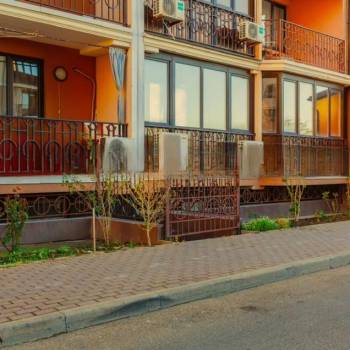 Продается 2-х комнатная квартира, 80 м²