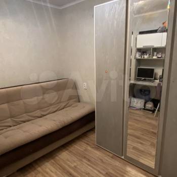 Продается 1-комнатная квартира, 39 м²