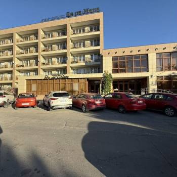 Сдается Нежилое помещение, 100 м²