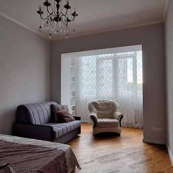 Сдается 1-комнатная квартира, 42 м²