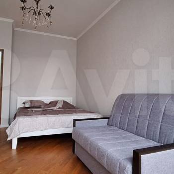 Сдается 1-комнатная квартира, 42 м²