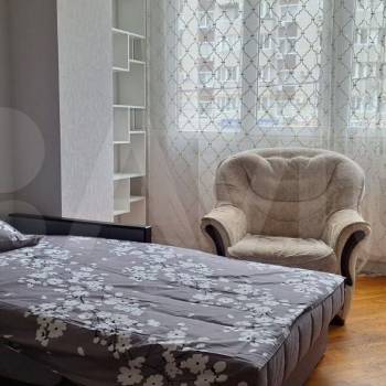 Сдается 1-комнатная квартира, 42 м²