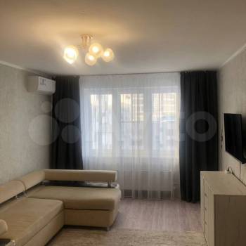 Продается 1-комнатная квартира, 37,7 м²