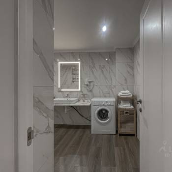 Продается 1-комнатная квартира, 35 м²