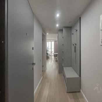 Продается 1-комнатная квартира, 35 м²