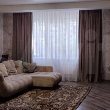 Продается 3-х комнатная квартира, 130 м²