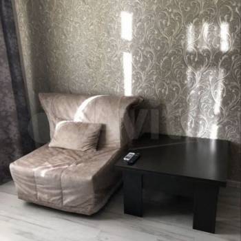 Продается 1-комнатная квартира, 37,3 м²