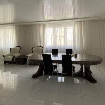 Продается 3-х комнатная квартира, 120 м²