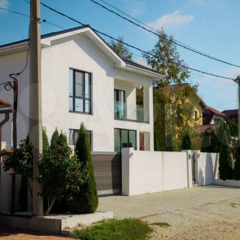 Продается Дом, 200 м²