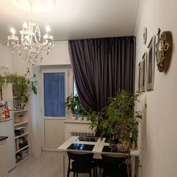 Продается 1-комнатная квартира, 40,6 м²