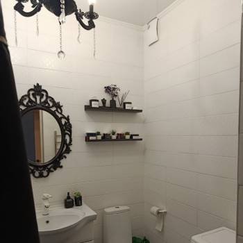 Продается 1-комнатная квартира, 40,6 м²