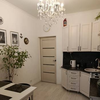 Продается 1-комнатная квартира, 40,6 м²