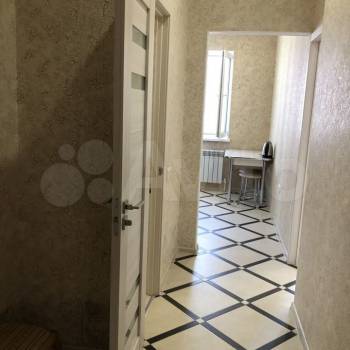 Сдается 1-комнатная квартира, 35 м²