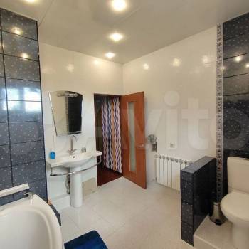 Продается Дом, 204 м²