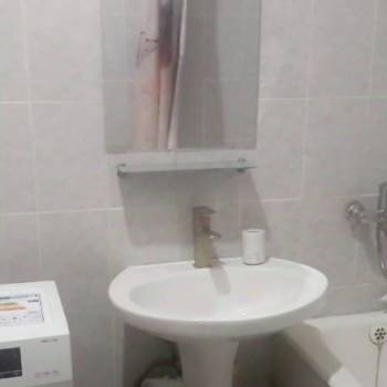 Продается 1-комнатная квартира, 71,2 м²