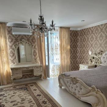 Продается 2-х комнатная квартира, 79 м²