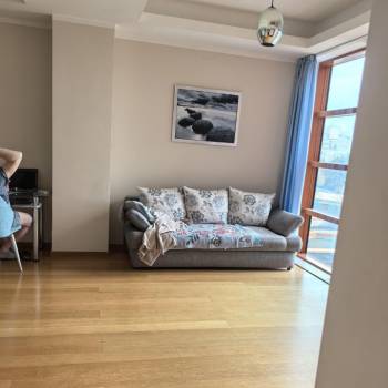 Продается 3-х комнатная квартира, 663 м²