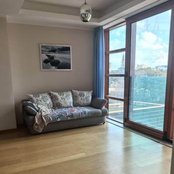 Продается 3-х комнатная квартира, 663 м²