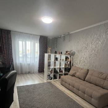 Продается 2-х комнатная квартира, 77,7 м²