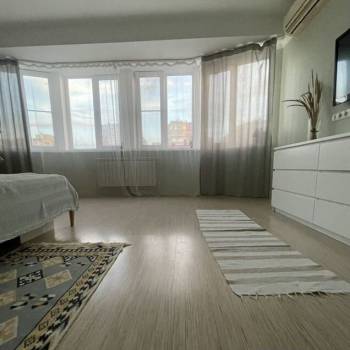 Продается 2-х комнатная квартира, 72 м²