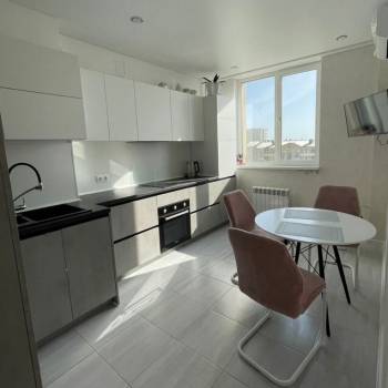 Продается 2-х комнатная квартира, 73,4 м²