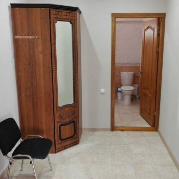 Продается 1-комнатная квартира, 73,3 м²