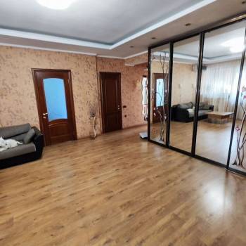 Продается 2-х комнатная квартира, 85 м²