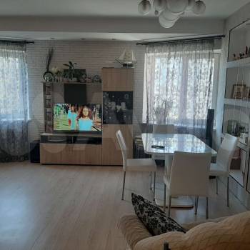Продается 3-х комнатная квартира, 75 м²