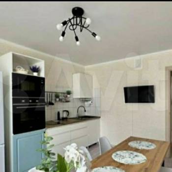 Сдается Многокомнатная квартира, 90 м²