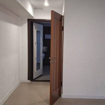 Сдается Нежилое помещение, 18 м²