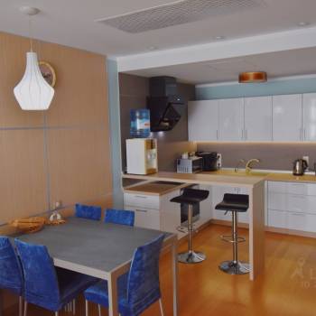 Сдается 2-х комнатная квартира, 70 м²