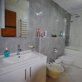Сдается 2-х комнатная квартира, 70 м²