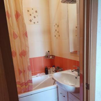 Продается 2-х комнатная квартира, 58 м²