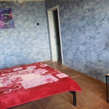 Продается 3-х комнатная квартира, 42 м²