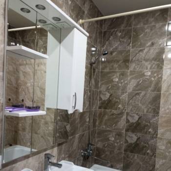 Продается 1-комнатная квартира, 56,6 м²