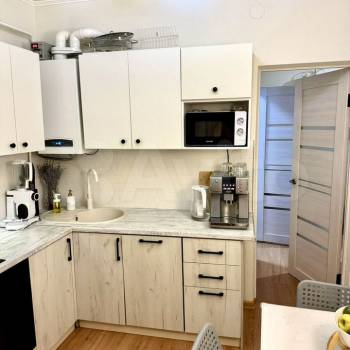 Продается 1-комнатная квартира, 33 м²