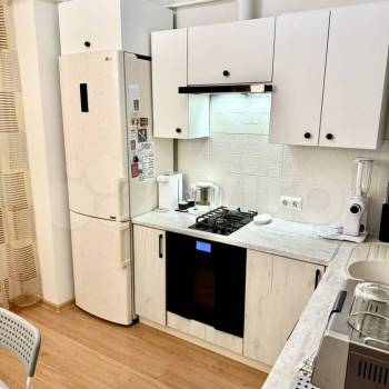 Продается 1-комнатная квартира, 33 м²