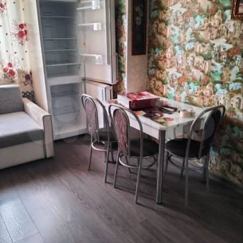 Продается 1-комнатная квартира, 38,3 м²