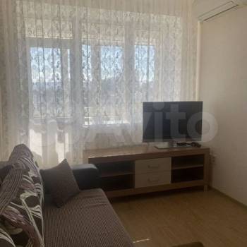 Продается 1-комнатная квартира, 35,8 м²
