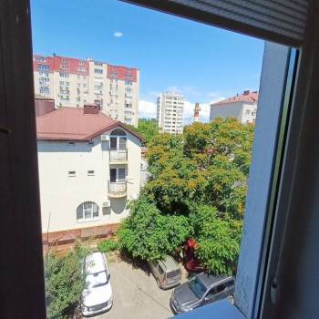 Продается 3-х комнатная квартира, 58 м²