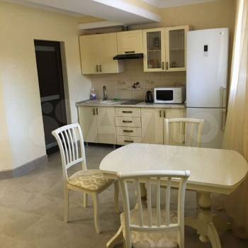 Продается 1-комнатная квартира, 47 м²